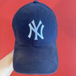 Genuine Merchandise NY Yankees Hat Tennis Preppy Classic Americana